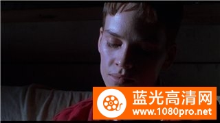 男孩别哭/没哭声的抉择/男孩不哭[中字]1999.BluRay.1080p.AVC.DTS-HD.MA5.1-CHDBits 37.31G-6.jpg