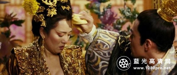 满城尽带黄金甲 Curse.of.the.Golden.Flower.2006.CHINESE.1080p.BluRay.x264.DTS-FGT-4.jpg