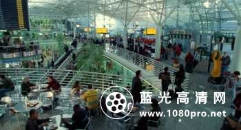 幸福终点站/机场客运站/航站情缘 The.Terminal.2004.BluRay.720p.x264.DTS-HDWinG 11.3GB-3.jpg