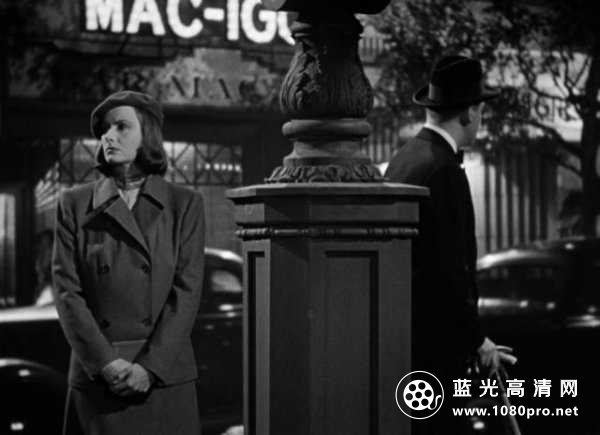 妮诺契卡/异国鸳鸯/俄宫艳使/妮诺奇嘉 Ninotchka.1939.720p.BluRay.x264-HD4U 4.43GB-5.jpg
