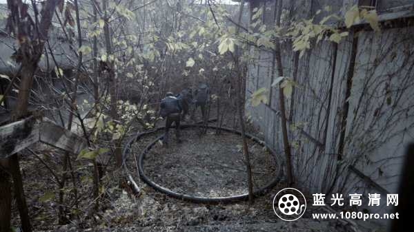 切尔诺贝利日记/切尔诺贝尔屠亡实录 Chernobyl.Diaries.2012.720p.Bluray.X264-BARC0DE 4.27GB-3.jpg
