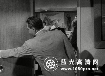 边城除暴/不法行为 Hoodlum.Empire.1952.720p.BluRay.x264-KESH 4.24G-3.jpg