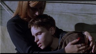 男孩别哭/没哭声的抉择/男孩不哭[中字]1999.BluRay.1080p.AVC.DTS-HD.MA5.1-CHDBits 37.31G ...