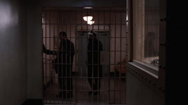 逃出亚卡拉.Escape.from.Alcatraz.1979.REMASTERED.1080p.BluRay.AVC.DTS-HD.MA.5.1-MiXER 43.59GB