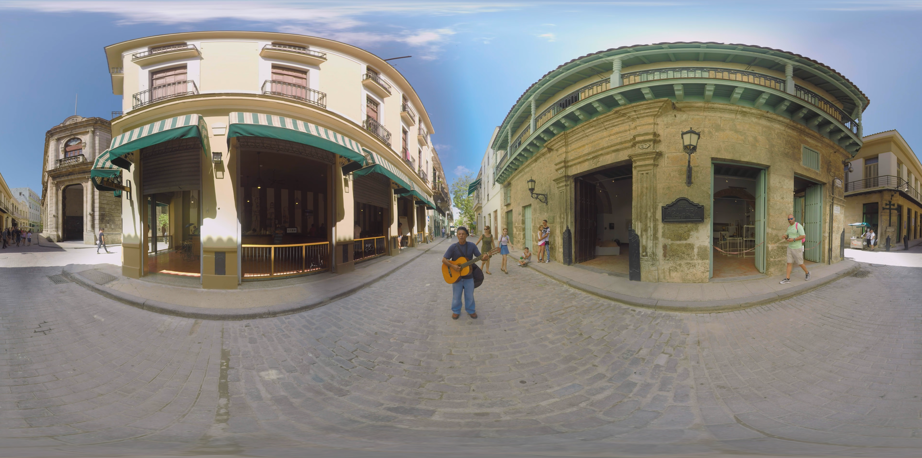 360° 8k 古巴街头 Cuba A Round Trip in VR - 8K 360 VR 视频下载